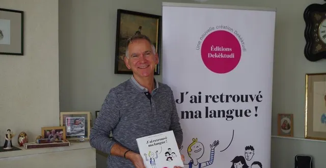 photo  après le jeu « dekèktudi » en 2018, fabrice louvet présente l’album « j’ai retrouvé ma langue », autour du patois sarthois.   &copy;  le maine libre 