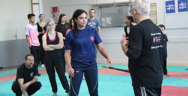 photo  leïla heurtault, championne de france, d’europe et du monde de karaté, coanime des stages de self-défense en sarthe. une manière de sensibiliser aux violences, d’apprendre certains gestes d’autodéfense et de redonner confiance aux femmes.  &copy;  ouest-france 