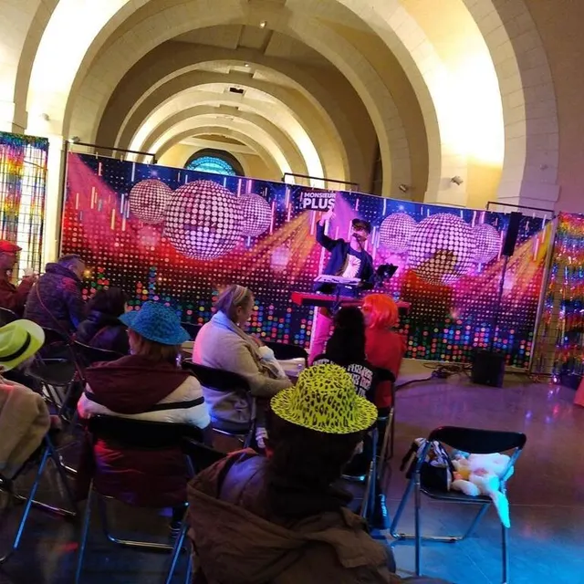 photo beaufort-en-anjou, le 14 novembre 2023. les équipes de france services étaient mobilisées autour du disco soupe de toile de graines qui s’est déroulé dans les halles.  ©  co