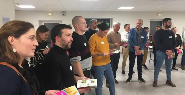 photo  certains des producteurs du maine-saosnois au moment du premier guide des producteurs réalisé par l’office de tourisme du maine-saosnois, lundi 20 novembre 2023.  &copy;  office de tourisme mains saosnois 