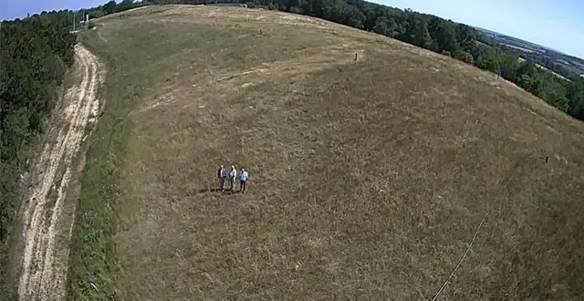 photo  l’ancien site d’enfouissement de colonard devrait être couvert de panneaux photovoltaïques  &copy;  sas perche solaire 