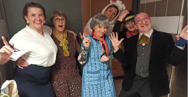 photo  les comédiens de la troupe de l’echancrure de précigné.  &copy;  le maine libre 