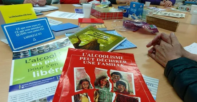 photo  les réunions des groupes al-anon et alateen aident les parents et les proches de malades à faire face au fléau de l’alcool dans le cercle familial.  &copy;  archives jean-michel niester ouest-france 