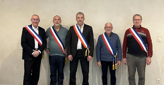 photo  de gauche à droite : vincent hulot (bernay-neuvy) ; patrice guyomard (domfront), dominique amiard, (cures) ; christian lemasson (conlie) et michel patry tennie)   &copy;  le maine libre 