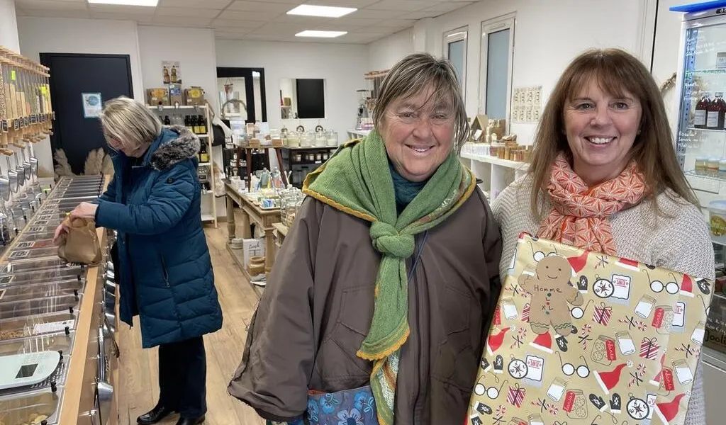 Marché De Noel Les Sables D Olonne Les Sables-d'olonne. à Noël, On Mangera Des Glaces Comme En été 26 Ces cadeaux de Noël offerts par des inconnus aux Sables-d’Olonne - Les