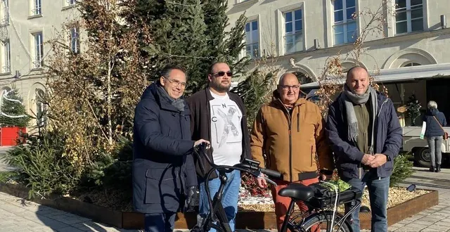 photo  le maire de sablé-sur-sarthe nicolas leudière (à gauche) aux côtés d’arnaud bigorgne et des adjoints jean-pierre ferrand et benoît legay.  &copy;  le maine libre 