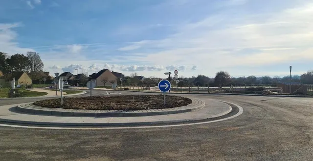 photo  le rond-point des mortrons qui accueillera la contrebasse.  &copy;  ouest-france 
