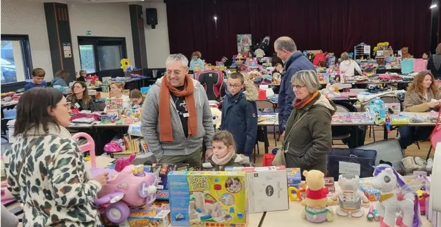photo  l’association de parents d’élèves n’a pas manqué de bénévoles pour enchaîner un loto le samedi et une bourse aux jouets le dimanche.  &copy;  ouest-france 