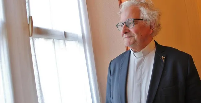 photo  hervé-marie cotten, curé de l’ensemble paroissial de sablé-sur-sarthe depuis 2021, vit sa dix-huitième année de sacerdoce.  &copy;  ouest-france 