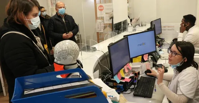 photo  en sarthe, les cabinets médicaux sont saturés, le nombre de personnes sans médecin traitant ne cesse d’augmenter.  &copy;  archives ouest-france 