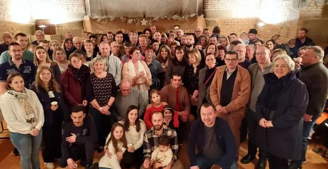 photo  la salle des gardes du château : un cadre idéal et prestigieux pour un cocktail convivial.  &copy;  ouest-france 