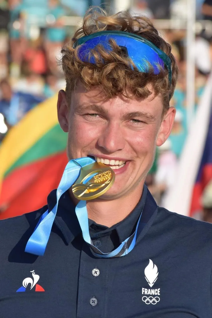 Kayak de mer. Mathis Roudaut, champion du monde juniors un précurseur