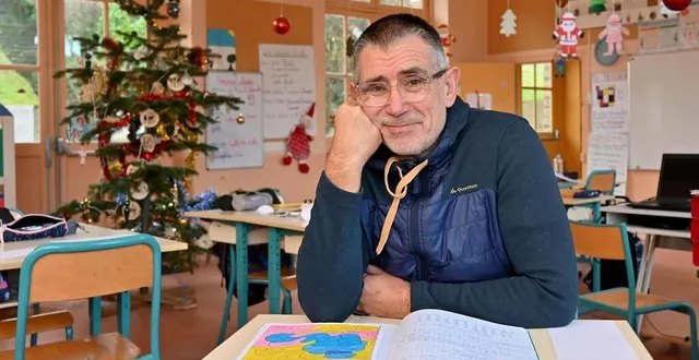 photo  bernard trouillot, instituteur à l’école de valennes.  &copy;  jérôme fouquet, ouest-france 