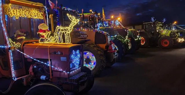 photo  les tracteurs illuminés défileront dans quatre communes du nord du département dans les jours à venir.  &copy;  ja 72 