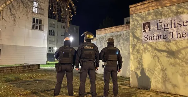 photo  toutes les allées et venues dans le quartier sont contrôlées.  &copy;  ouest-france 