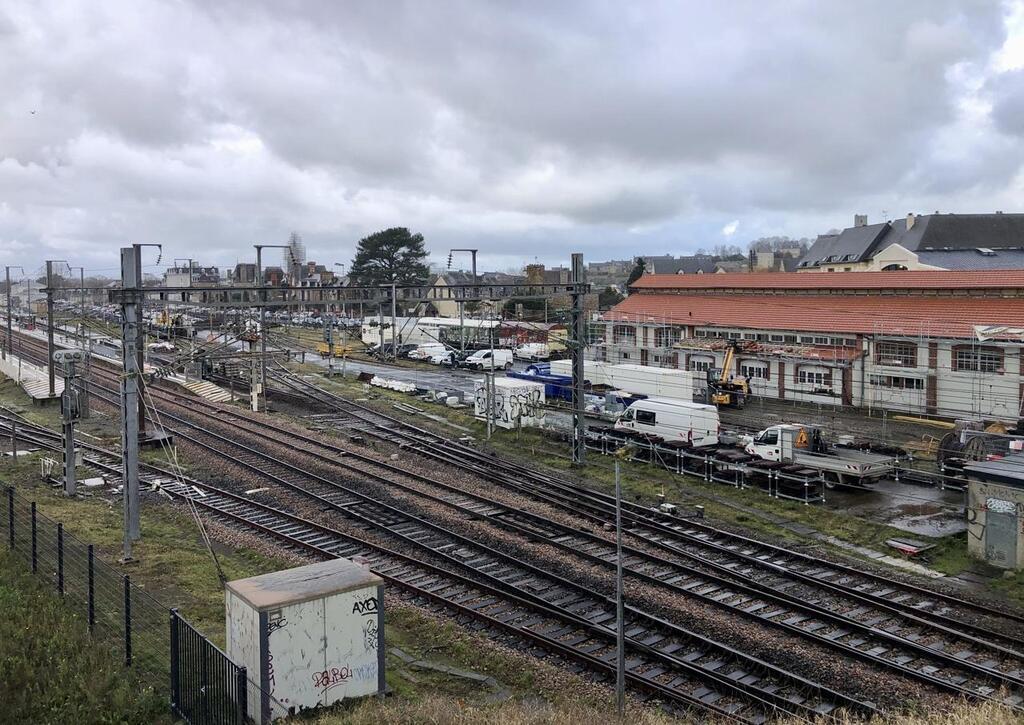 Voie Ferrée Dinan Lamballe Des Travaux De Nuit à La Gare Sncf De Lamballe Sport Dinan