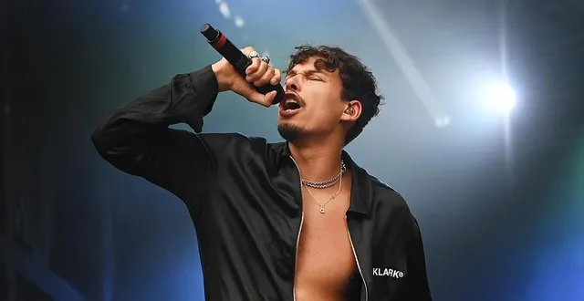 photo  le rappeur angevin georgio a été récompensé d’un disque d’or, après que son quatrième album studio, « sacré ». il sera sur la scène du festival art sonic, à briouze (orne), qui se tiendra les 19 et 20 juillet 2024. ?  &copy;  xavier bonny 