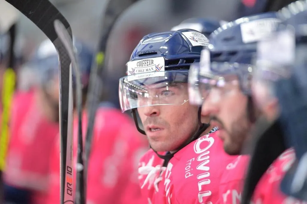 Hockey sur glace. D1 Quentin Bethon a trouvé un nouvel équilibre avec