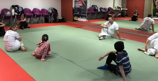 photo  séquence d’échauffement sous la conduite de christian mille  &copy;  ml 