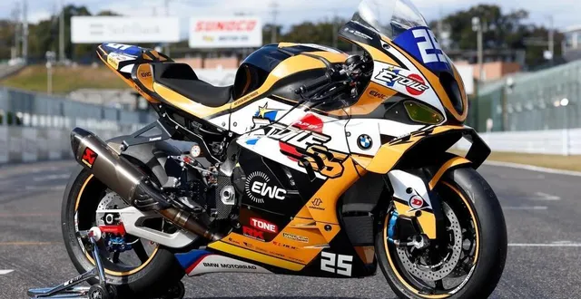 photo  la moto sera engagée en superstock.  &copy;  team étoile 