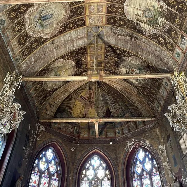 photo la voûte en bois de la chapelle saint-françois, à mortagne-au-perche, est entièrement peinte.  ©  ouest-france