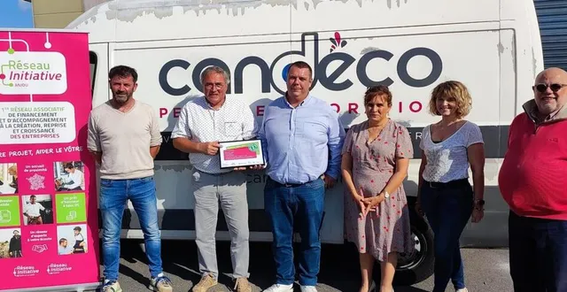 photo  romaric gatineau (au centre) a repris l’entreprise candéco. il a obtenu une aide de 10 000 euros d’initiative anjou.  &copy;  co 