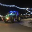 photo parade des tracteurs illuminés au cœur des animations.