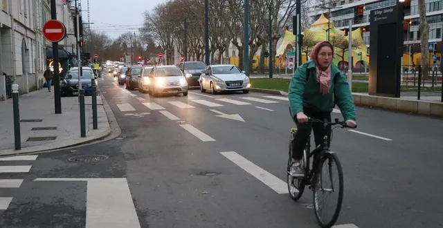 photo  passer de 3 à 6 % de nos déplacements à vélo, « ce n’est pas le résultat d’une politique municipale active », estime elsa richard, conseillère municipale et communautaire (eelv)  &copy;  ouest-france 