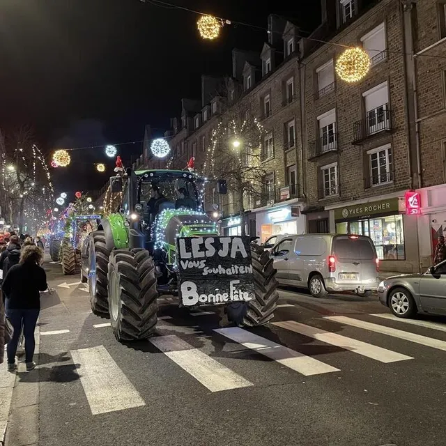 photo les tracteurs illuminés étaient passés à flers l'an dernier.  ©  archives ouest-france
