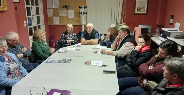 photo  une assemblée générale s’est déroulée, mardi soir, à la mairie, en vue de reconstituer une équipe.  &copy;  ouest-france 