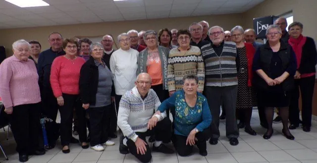 photo  l’amicale des retraités ltr a fêté noël.  &copy;  bernard livet 