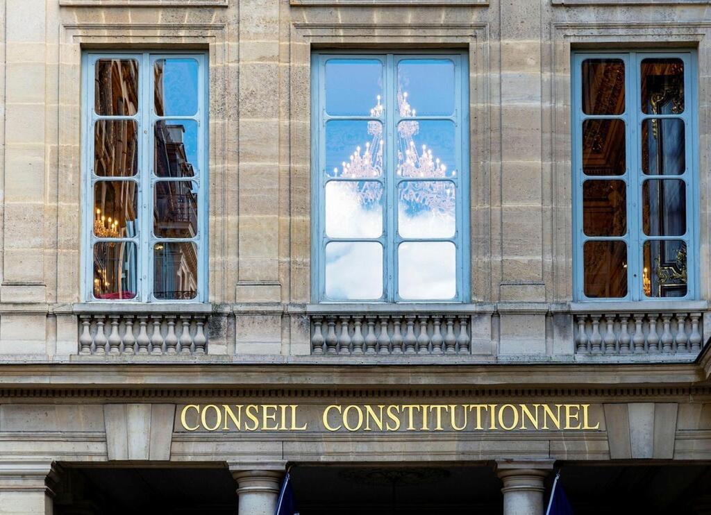 Loi Immigration : Le Conseil Constitutionnel Saisi Par L’exécutif Et ...