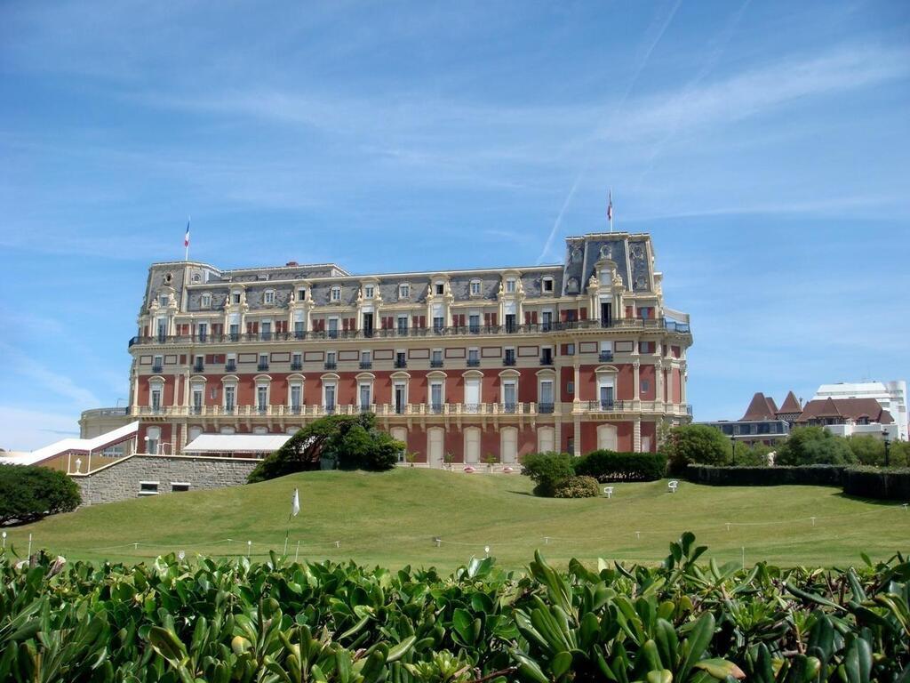 Le Commis De Cuisine Aurait été Bizuté : Un Grand Palace Limoge Son ...