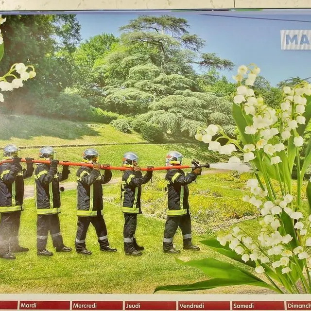 photo le mois de mai du calendrier 2024 de l'amicale des pompiers de sablé-sur-sarthe.  ©  ouest-france