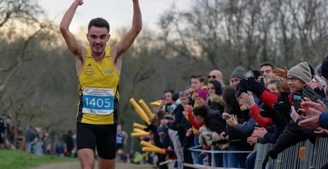 photo  le dimanche 29 janvier, un athlète de l’es segré remporte le titre régional de cross-country disputé au parc de l’isle-briand au lion-d’angers. qui est-il ?  &copy;  archives francois maisonneuve / ouest-france 