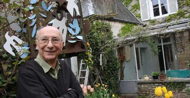 photo  décédé l’été dernier, charles lanot a longtemps été « médecin de campagne » à mortrée (orne).  &copy;  archives ouest-france 