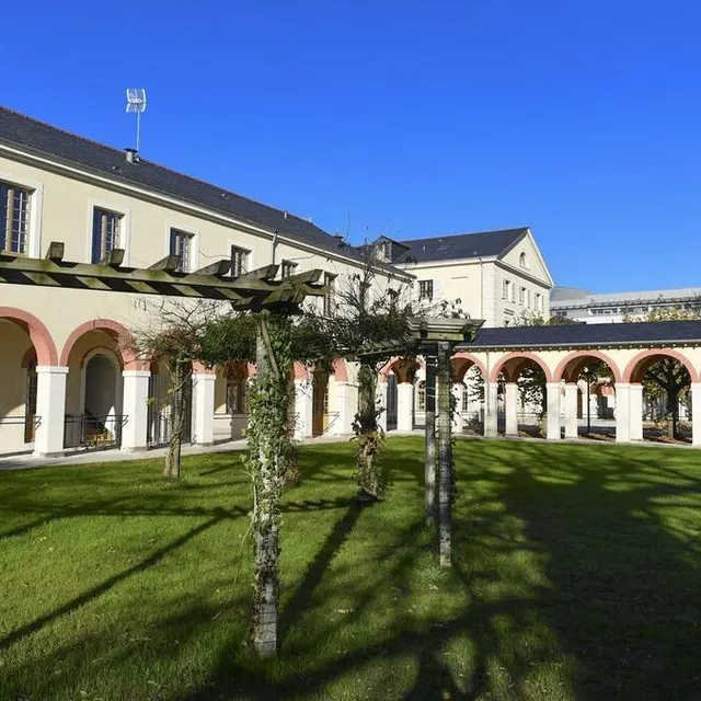 photo la réhabilitation a été faite en respectant l’architecture initiale de l’hôpital.  ©  archives le maine libre – yvon loué
