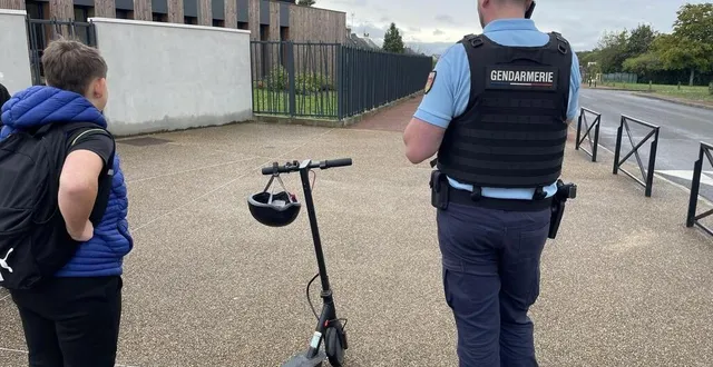 photo  l’histoire d’un jeune homme, trop jeune pour conduire une trottinette électrique, et informé par la gendarmerie, a été l’article sabolien le plus lu sur le site du maine libre.  &copy;  photo : archives le maine libre 