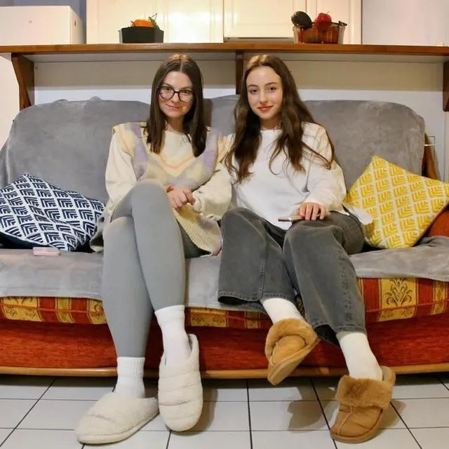 photo un an près leur arrivée, macha et lisa vivent aujourd’hui dans un appartement qu’elles louent avec l’aide de la croix rouge dans le centre de sablé-sur-sarthe.  ©  ouest-france