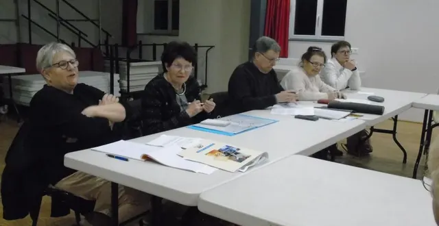 photo  les responsables des échanges entre challain-la-potherie et somersham s’interrogent sur la forme que pourraient prendre ces liens d’amitié.  &copy;  co 