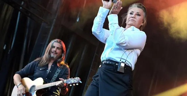 photo  la chanteuse sheila viendra jouer à tinchebray en décembre 2024.  &copy;  archives ouest-france 