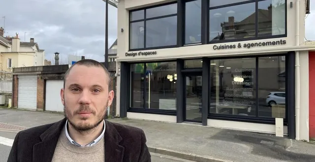 photo  romain gasnier, 33 ans, est patron d’intérieurs privés, une enseigne d’aménagement qui s’est installée au 11, boulevard de la république et ouvre ses portes ce mardi 2 janvier 2024.  &copy;  ouest-france 