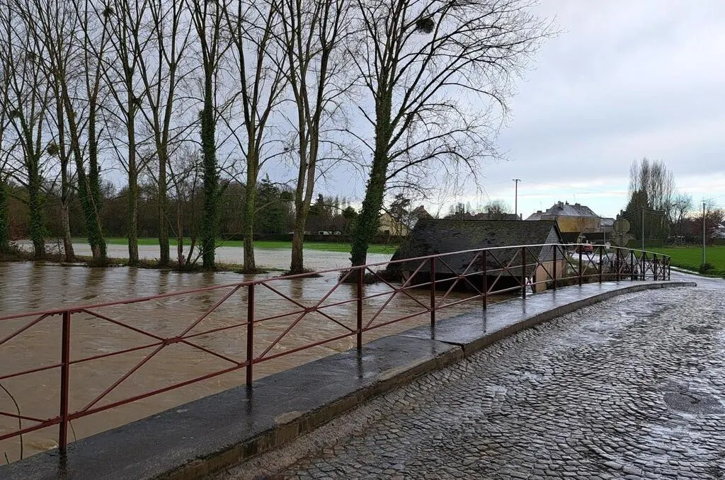 Fortes pluies en MaineetLoire le Segréen cerné par les eaux