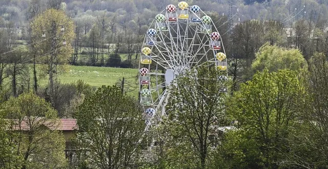 photo  créé en 1971, le parc d’attractions situé près du mans a bien grandi. ici, la grande roue, photographiée en 2021.  &copy;  archives le maine libre – denis lambert 
