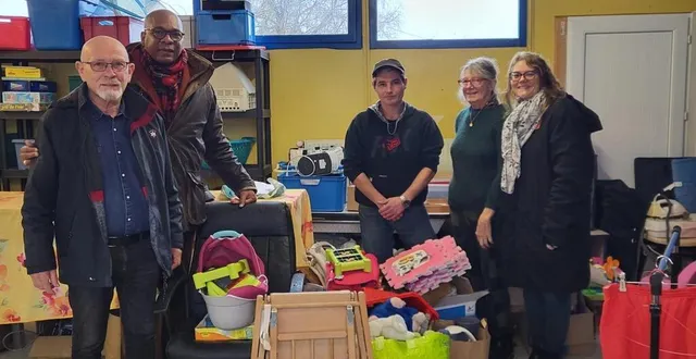 photo  tous les dons récoltés à la fin de la bourse aux jouets du 26 novembre ont été déposés à se nourrir ensemble, à roëzé, en décembre.  &copy;  ouest-france 