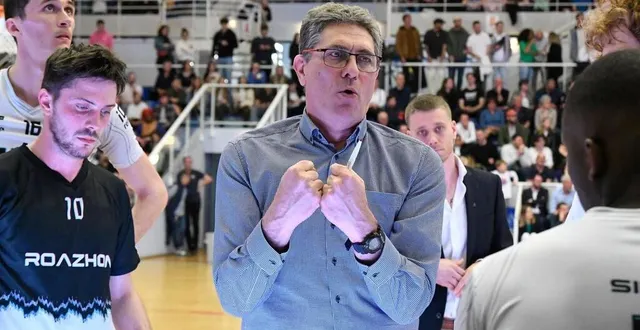 photo  pascal thibaud sur son métier d’entraîneur : « nous sommes des acteurs de théâtre. »  &copy;  jocelyne régent 