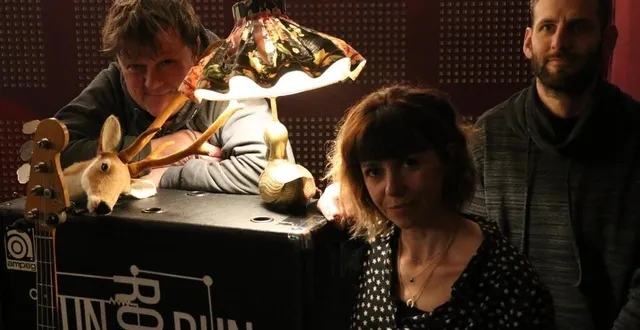 photo  run ronie run, un trio rock avec la chanteuse et bassiste vero, adhérente depuis toujours au silo.  &copy;  archives ouest-france 