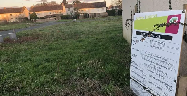 photo  un temps à l’arrêt, les travaux vont reprendre dans le nouveau lotissement des grandes forges, à villaines-sous-malicorne. sarthe habitat va commencer à y construire dix logements locatifs au premier semestre 2024.  &copy;  ouest-france 