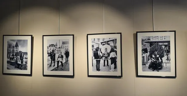 photo  à la médiathèque et dans la salle scelia, à sargé-lès-le-mans, aurélie caplette expose 19 photos de rue.  &copy;  aurélie caplette 