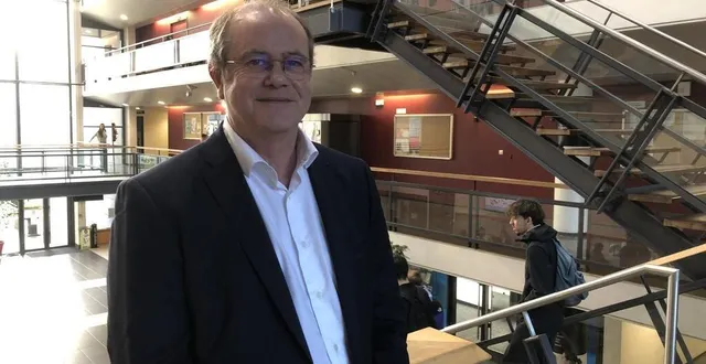 photo  christophe daniel, tête de liste « notre université », est candidat aux élections à la présidence de l’université d’angers (maine-et-loire).  &copy;  ouest-france 